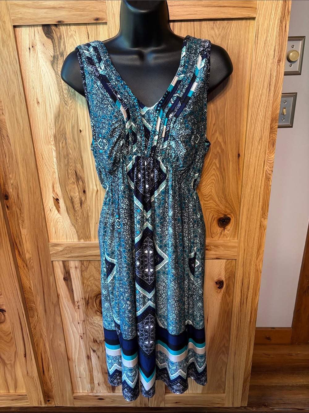 live and let live Teal and Navy Geometric Midi Dress